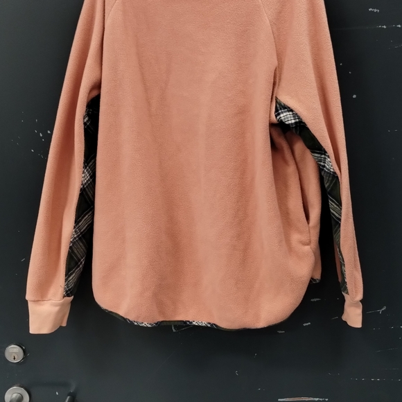 Entro Peach Fleece Pullover Sweater with Green Plaid Accents Cabincore Size M - Picture 3 of 16